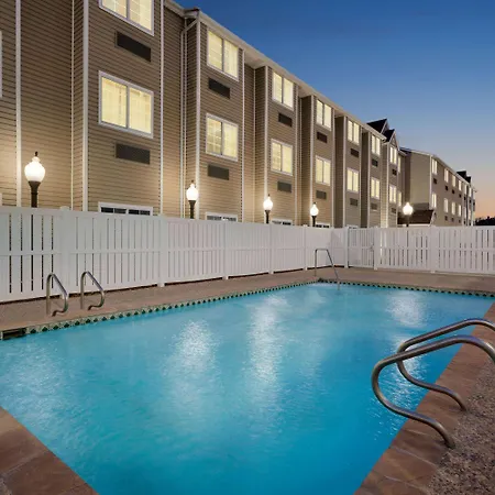 Hotel Super 8 By Wyndham San Antonio Airport North